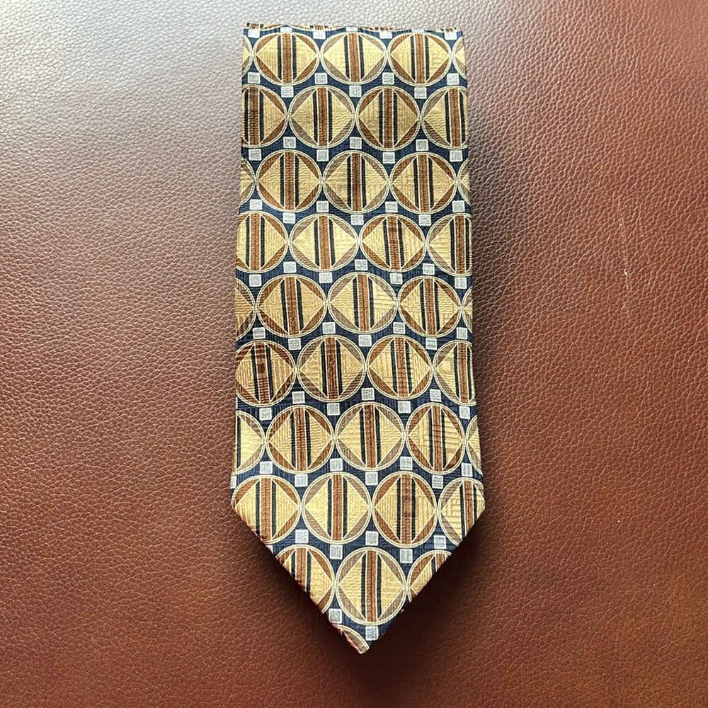 Henry Grethel Vintage Men's Silk Tie Gold Navy Geometric Pattern